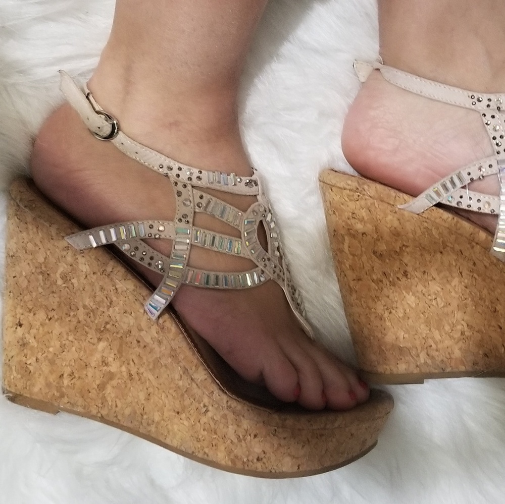 Bling blong beige cork wedges